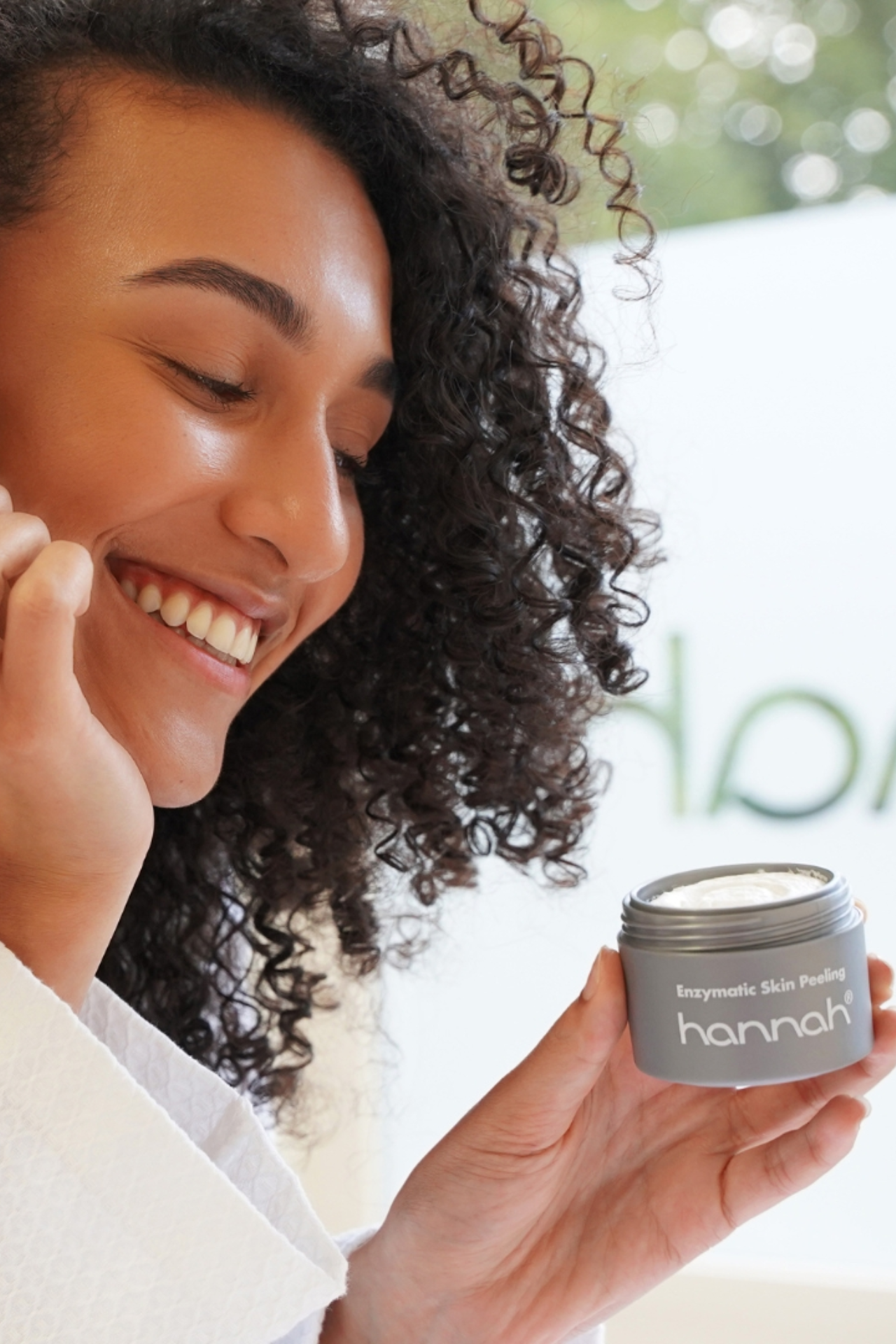 hannah Enzymatic Skin Peeling Milde-vernieuwing-en-Verfijning-met-hannah