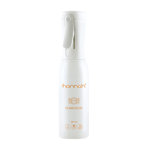witte flacon met spray dop gouden letters op witte achtergrond hannah flairosun